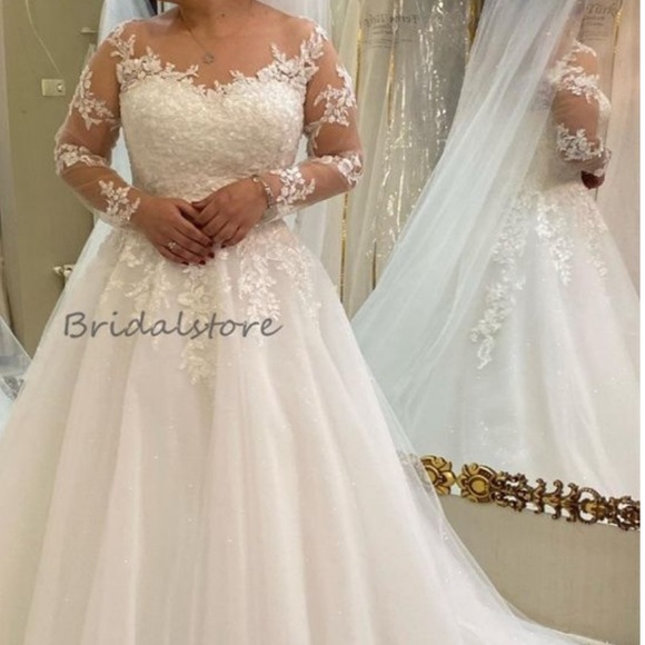 White Lace Long Sleeve A-Line Wedding Dress - Picture 2 of 4